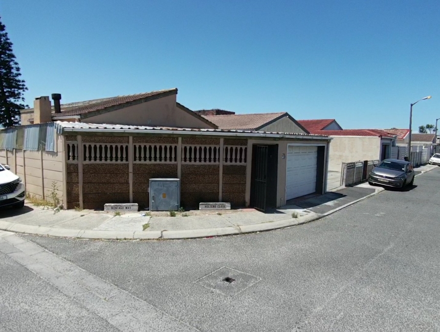 3 Bedroom Property for Sale in Portlands Western Cape